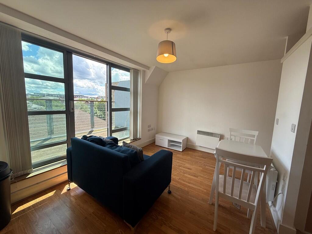 Studio flat for rent