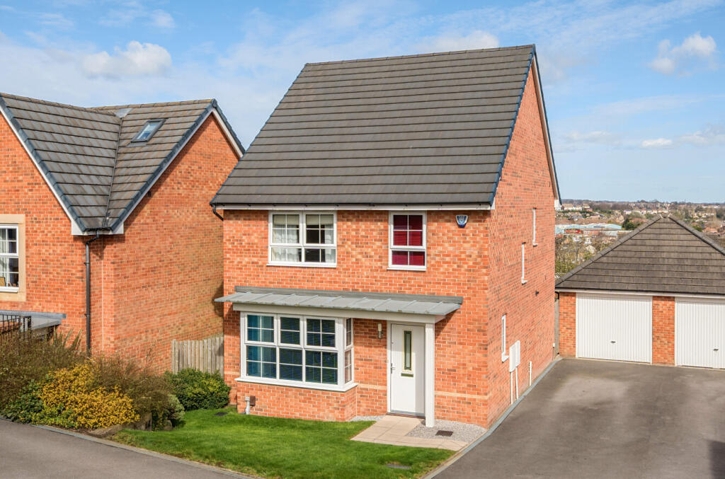 Main image of property: Walmer Grove, Pudsey, West Yorkshire, UK, LS28