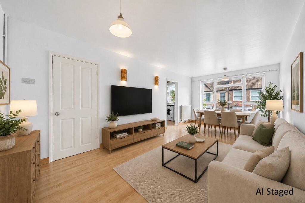 Worcester Road, Walthamstow, London, E17 photo 2