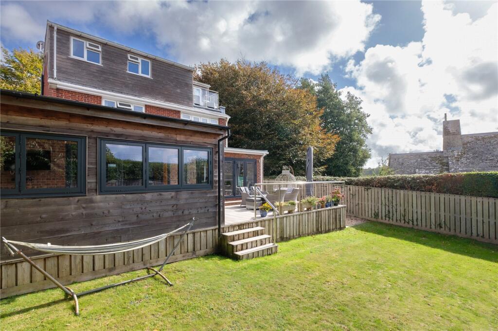 House in Dorchester - View 3