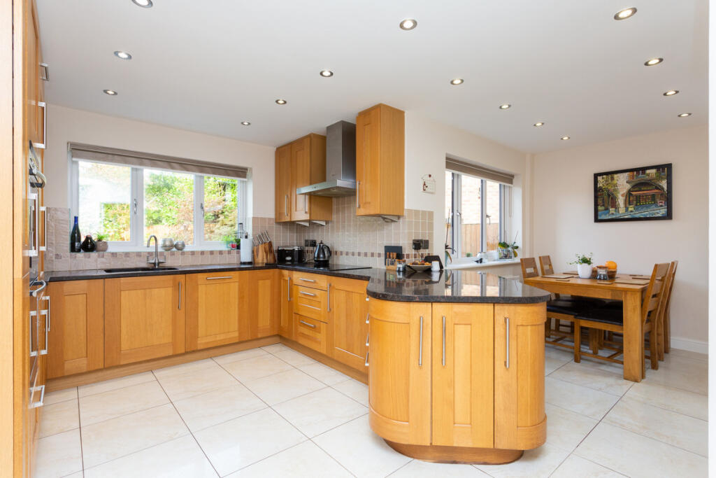 House in Preston, Lea - View 4