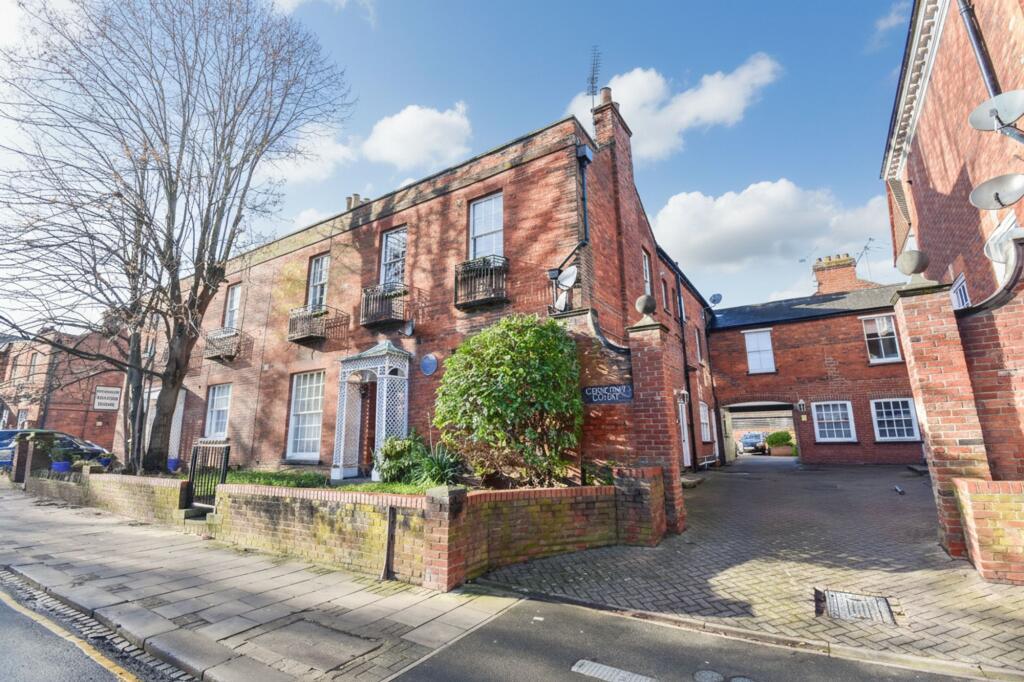 Main image of property: The Crescent, Crescent Court, MK40