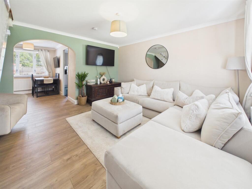 House in Elderslie, Lounsdale - View 3