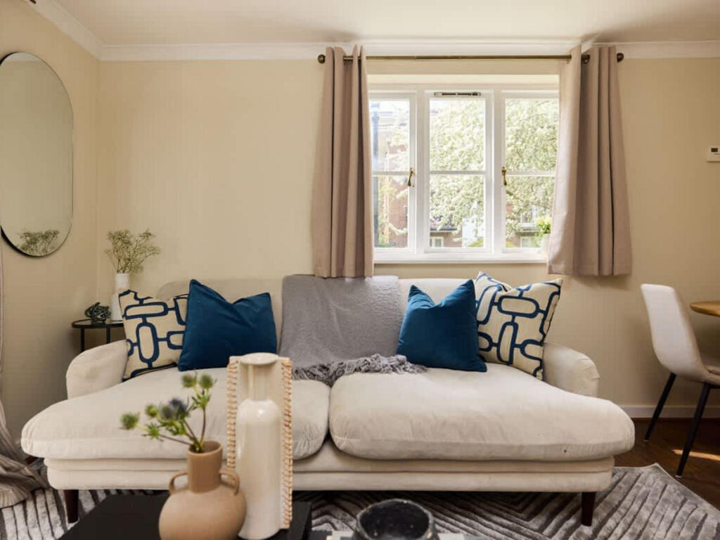 2 bedroom apartment for rent