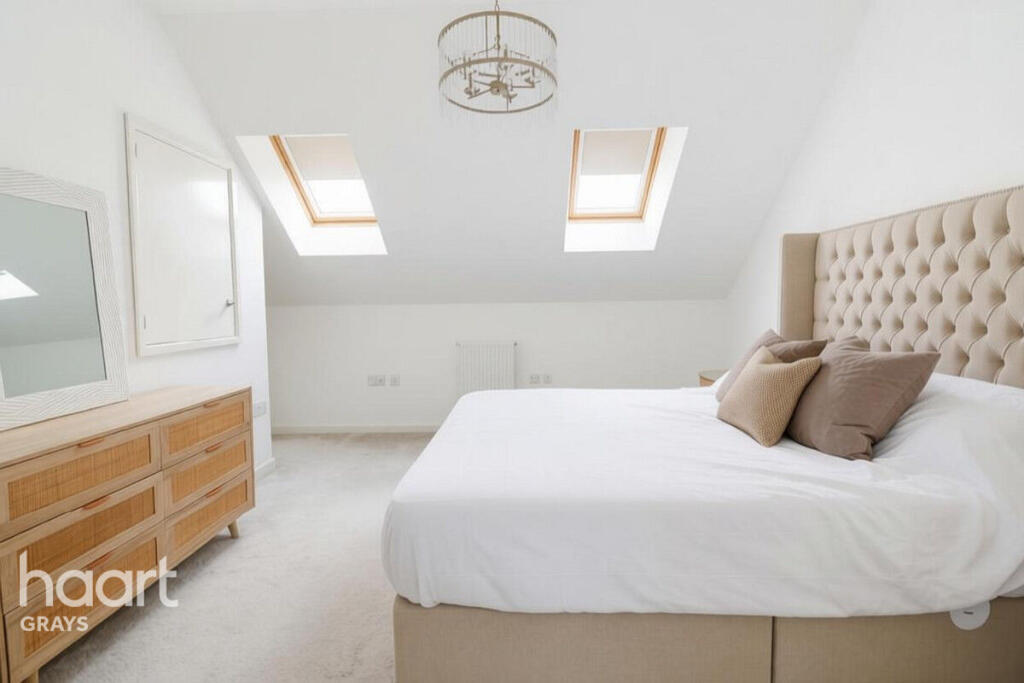 House in Thurrock, Essex - More
