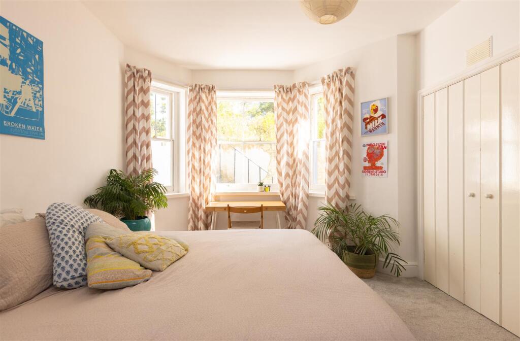 Apartment in St Leonards-on-Sea, St Leonards Green - More