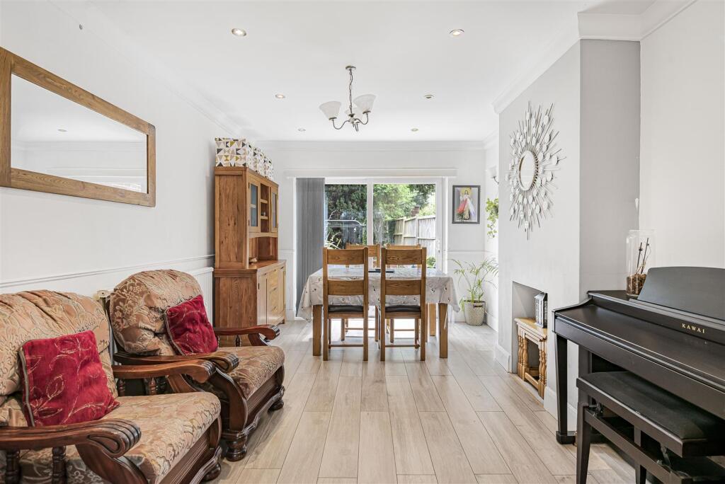 House in Reading, Earley - View 5