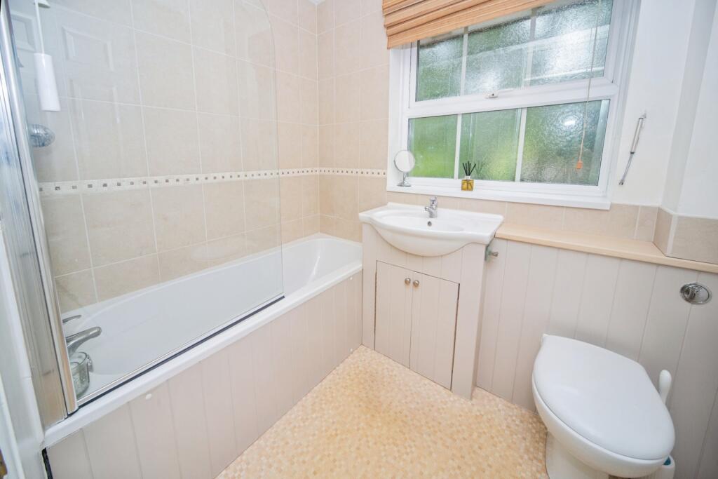 House in Southampton - View 5