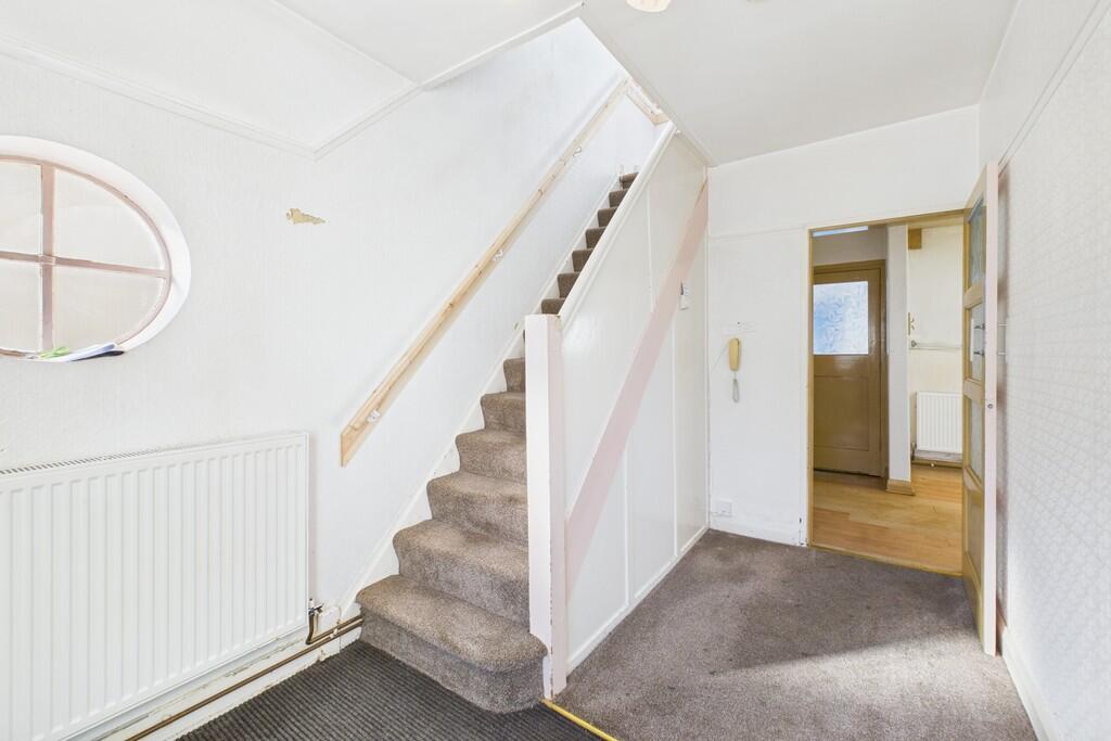 8 Highfield Road, Carnforth, Lancashire photo 2