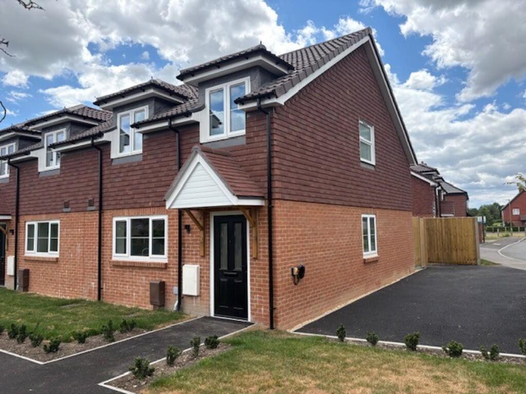 Main image of property: Hole Lane, Bentley
