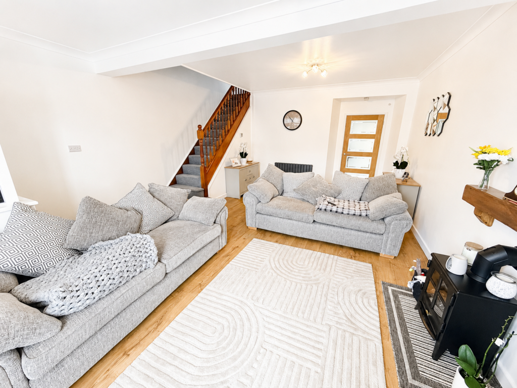 House in Llwyncelyn, Porth - View 5