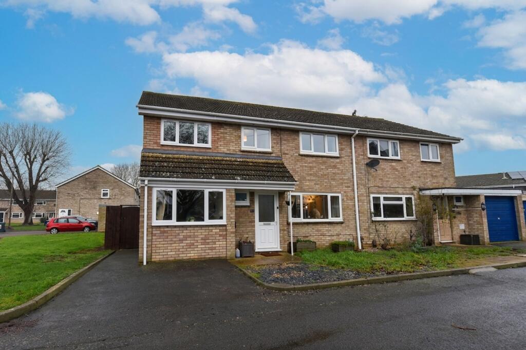 Main image of property: Greengarth, St. Ives, PE27