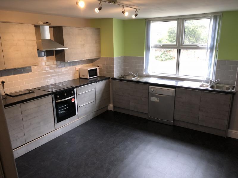 1 bedroom semi-detached house for rent