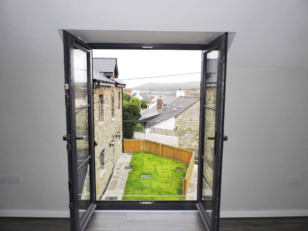 Parrog Road, Newport, Pembrokeshire, SA42 photo 2