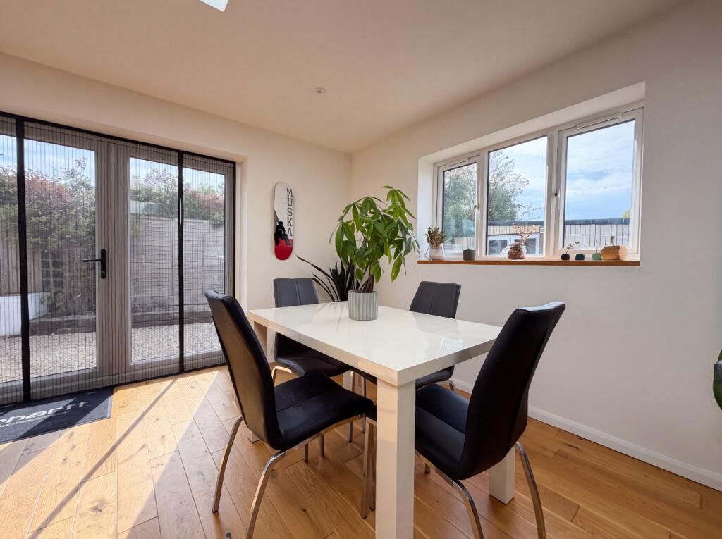 House in Swindon - View 4