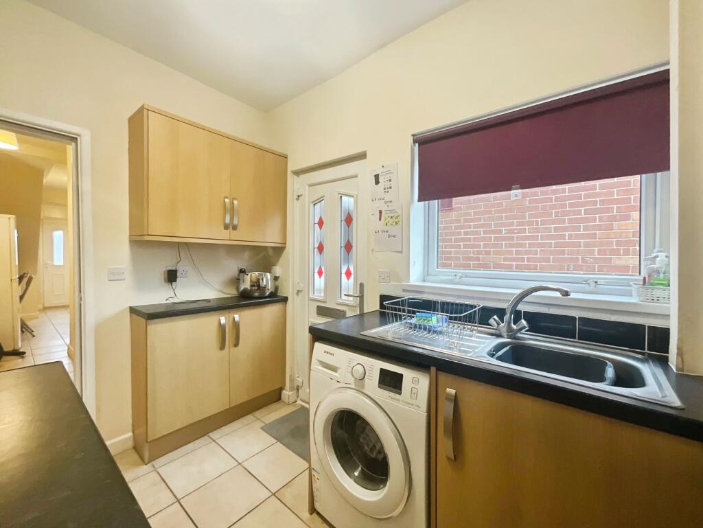 House in Bolsover, Shirebrook - View 3