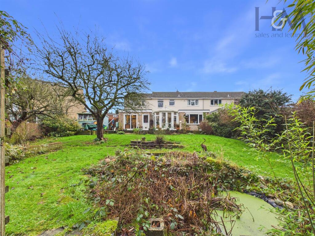 Main image of property: Shackleton Spring, Stevenage, Hertfordshire, SG2 9DF