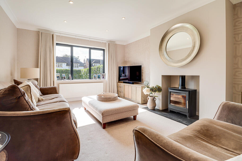 Additional image 2 of Grant Gardens, Harpenden, Hertfordshire, AL5