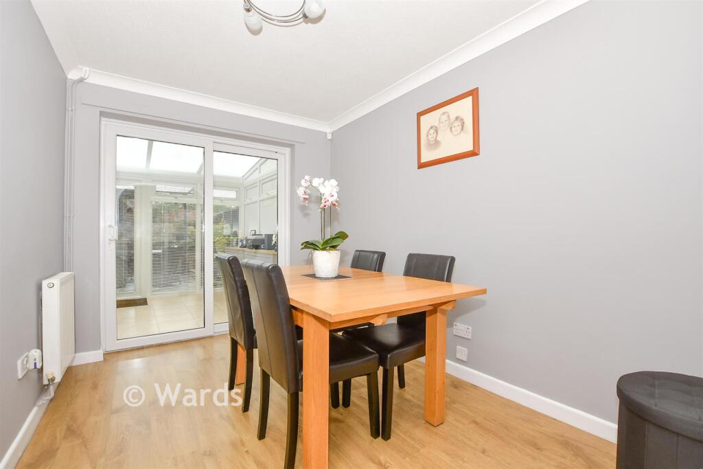 House in Tonbridge and Malling, Snodland - More