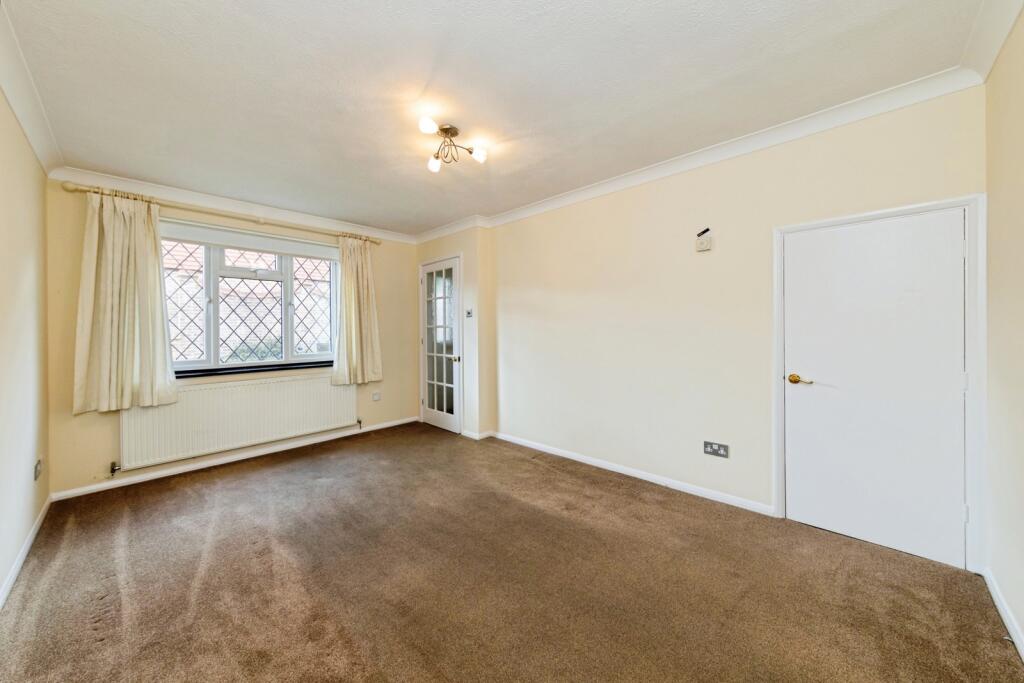House in Tonbridge - View 4