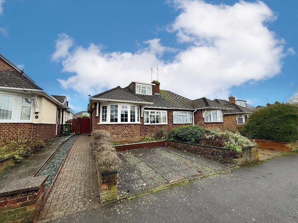 Main image of property: Derwent Avenue, Warden Hills, Luton, Bedfordshire, LU3 2DX