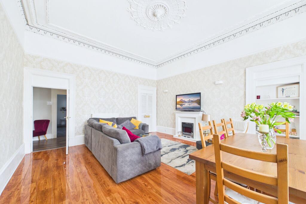 Apartment in Glasgow, Ibroxholm, Bellahouston - View 4