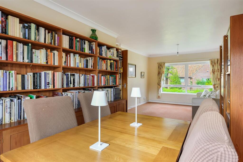 Ventress Farm Court, Cambridge – pohled 4