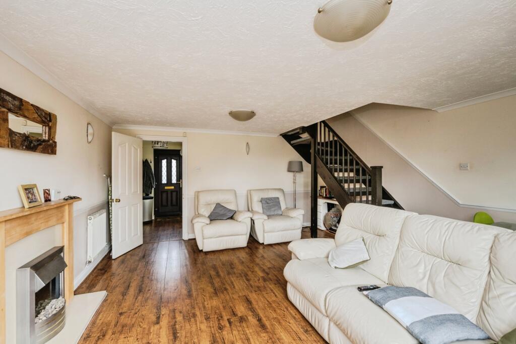 Cranfield Court, Ravenhill, Swansea, SA5 photo 4