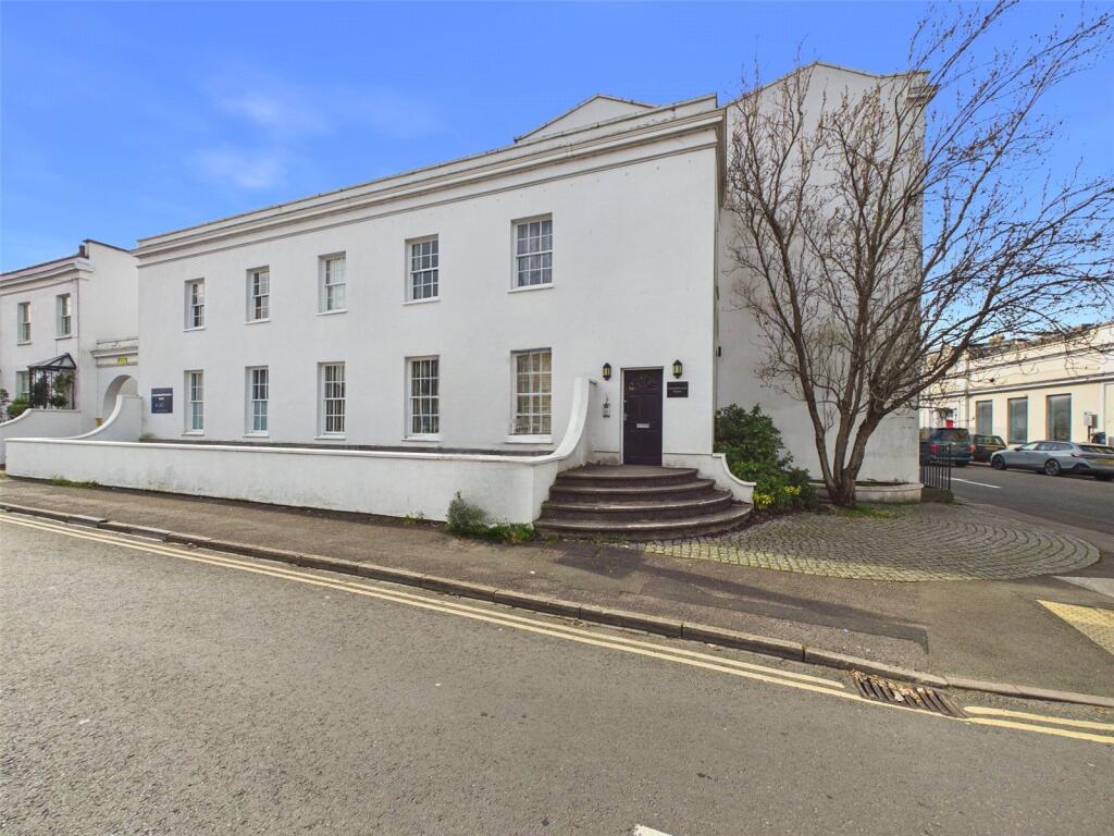 Main image of property: Bath Road, Cheltenham, Gloucestershire, GL53