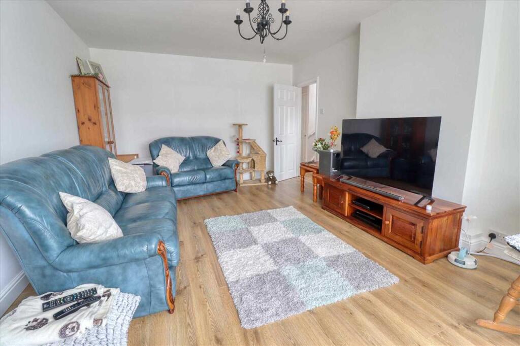 House in Clacton-on-Sea, Great Clacton - More