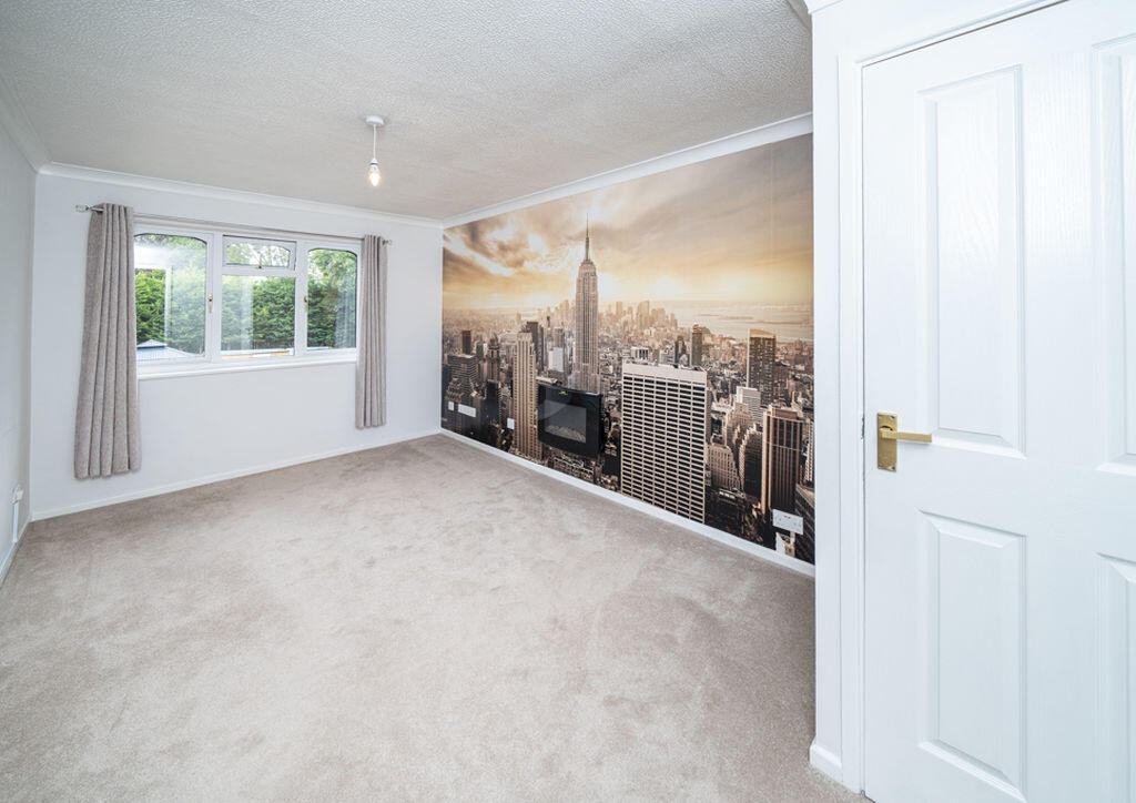 Apartment in Dudley - View 3