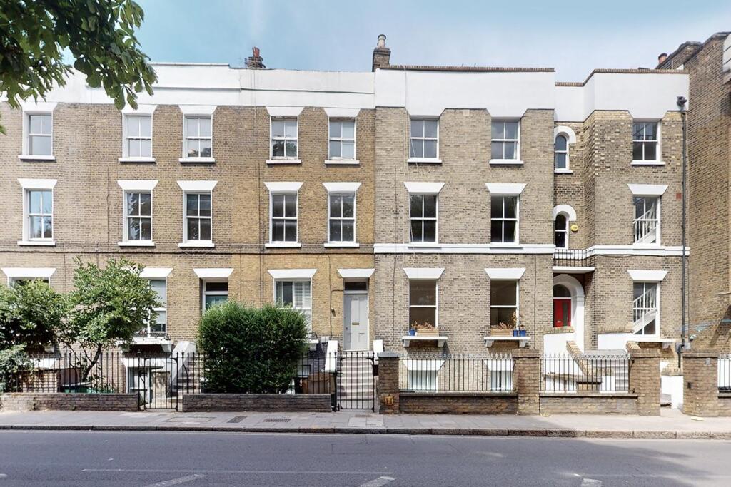 Main image of property: St. Pauls Road, London