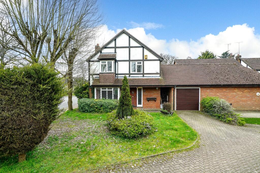 Main image of property: Trinity Walk, Hemel Hempstead, HP2