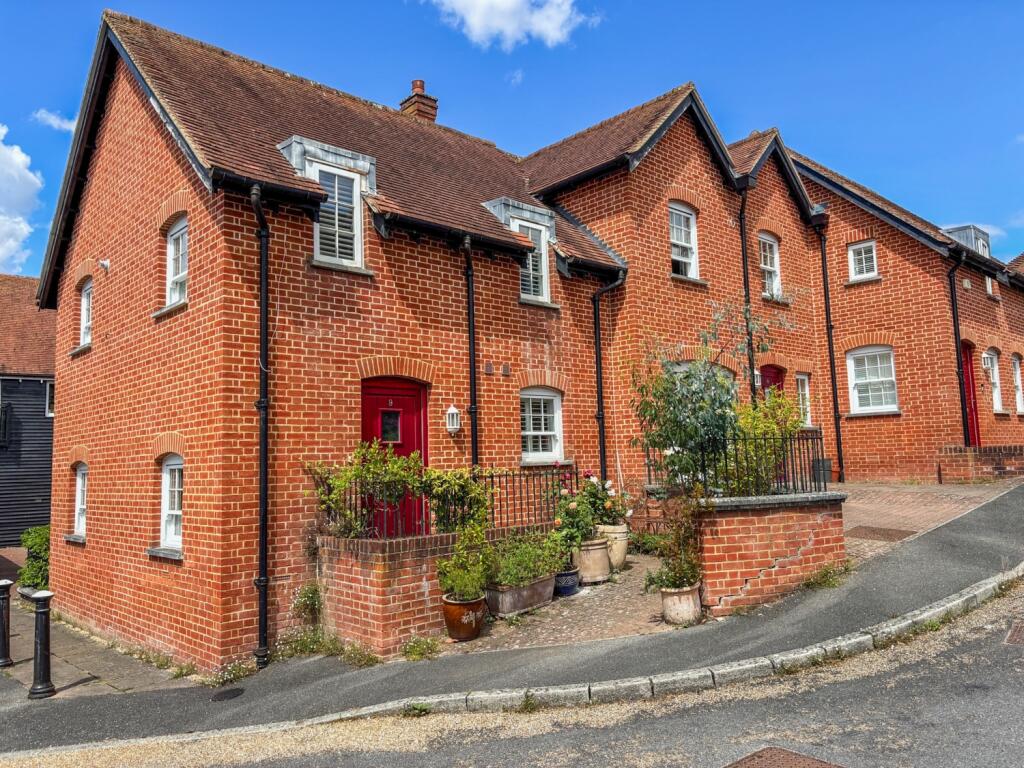 Main image of property: Hankins Court Jacklyns Lane, Alresford, Hampshire, SO24