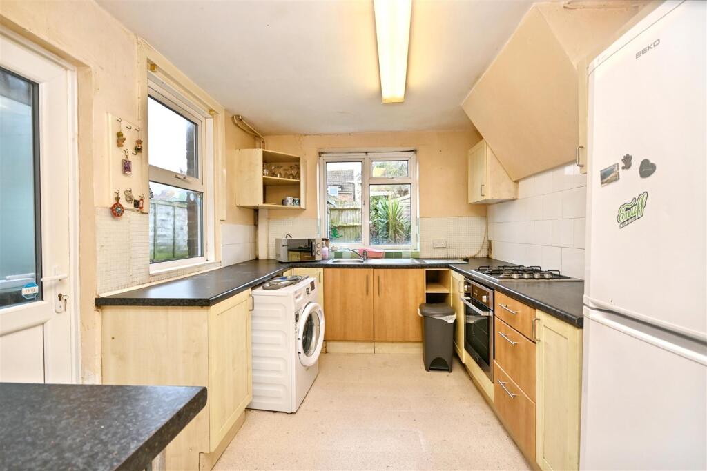 New Road, Eastbourne photo 3
