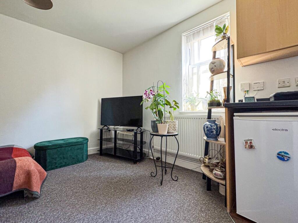Apartment in Bridgwater, Eastover, Somerset - More