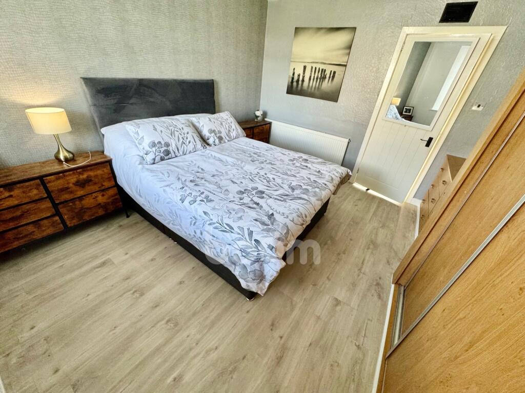 Apartment in Kilmarnock - More