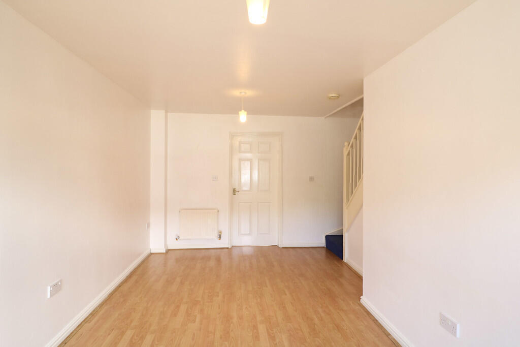 Wood Lane, Kingsnorth, Ashford, TN23 - View 5