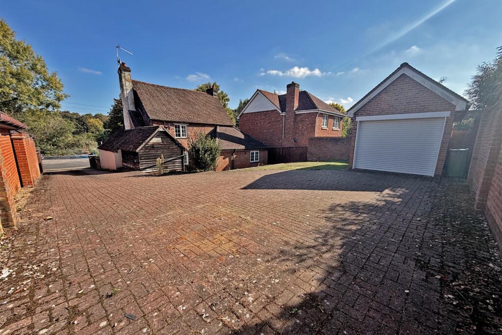House in Hemel Hempstead - View 2