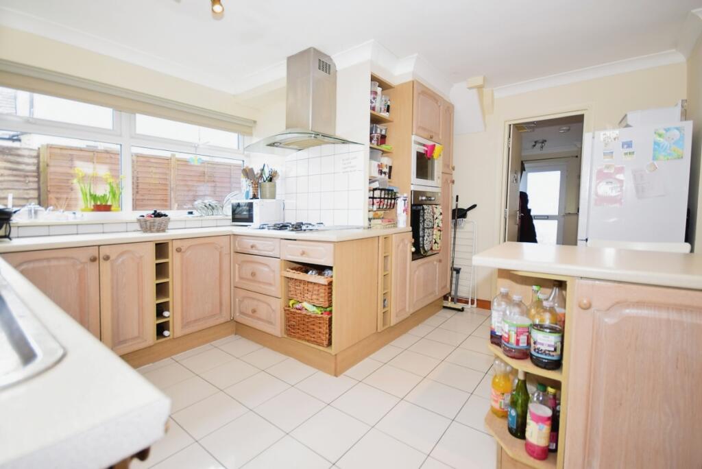 Whyke Road Chichester PO19 - View 2