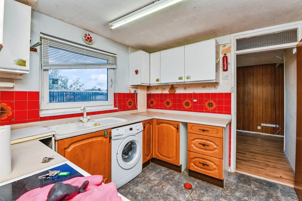 House in Swindon - View 5