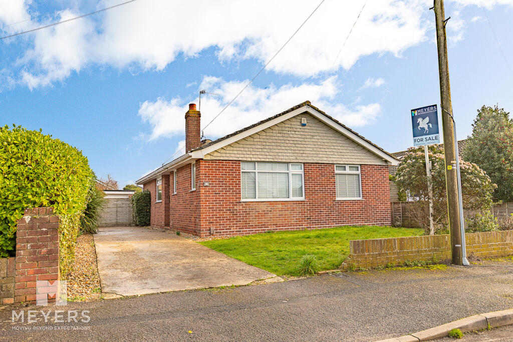 Main image of property: Lingwood Avenue, Christchurch, BH23 3