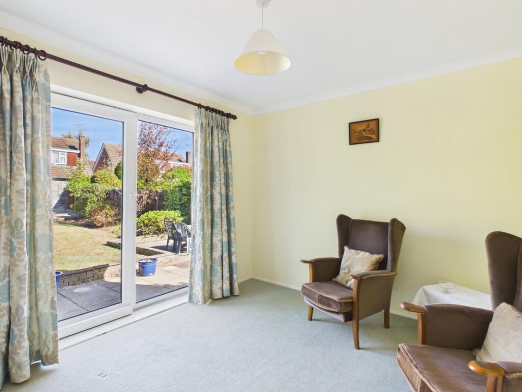 House in Hemel Hempstead - More
