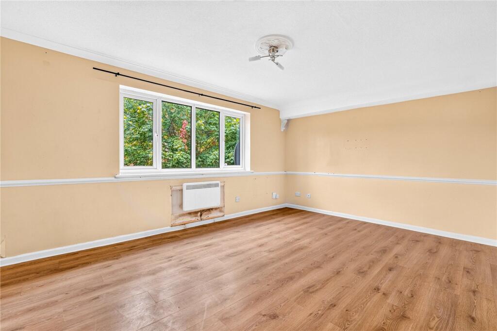 Apartment in London - View 2