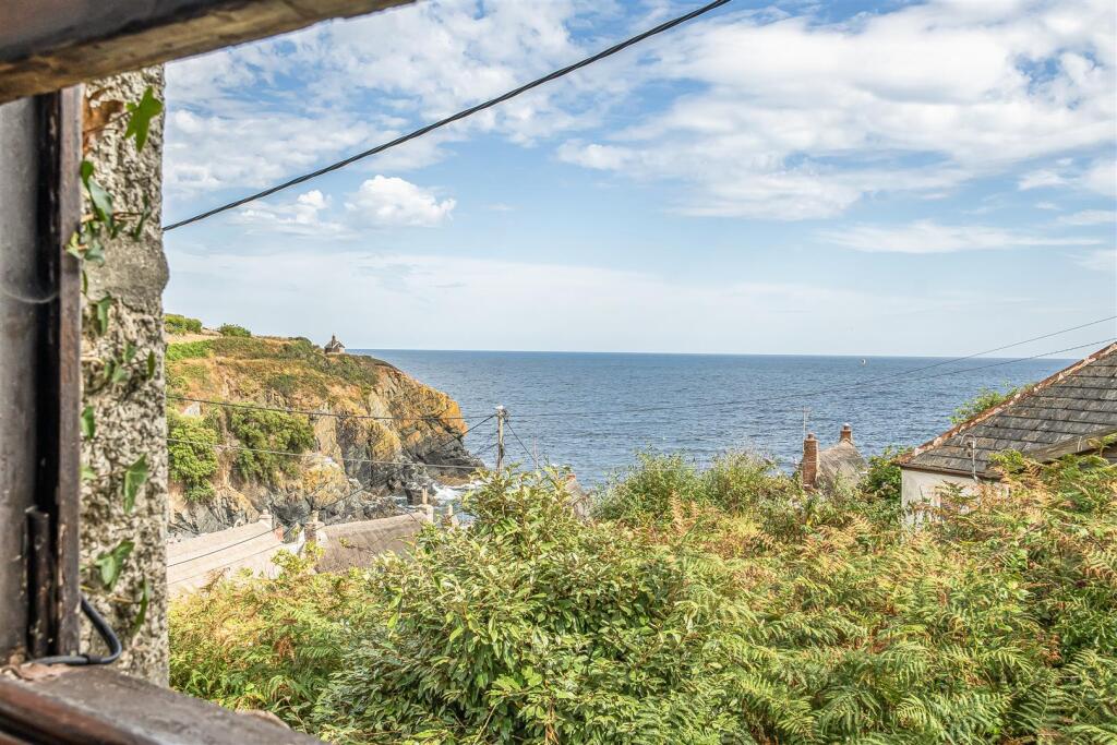 House in Truro, Grade-Ruan - More