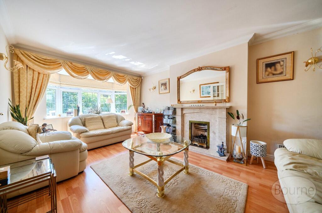 House in Woking, Brookwood - View 3