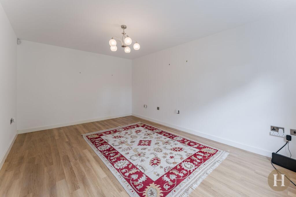 House in Birmingham, West Midlands - View 5