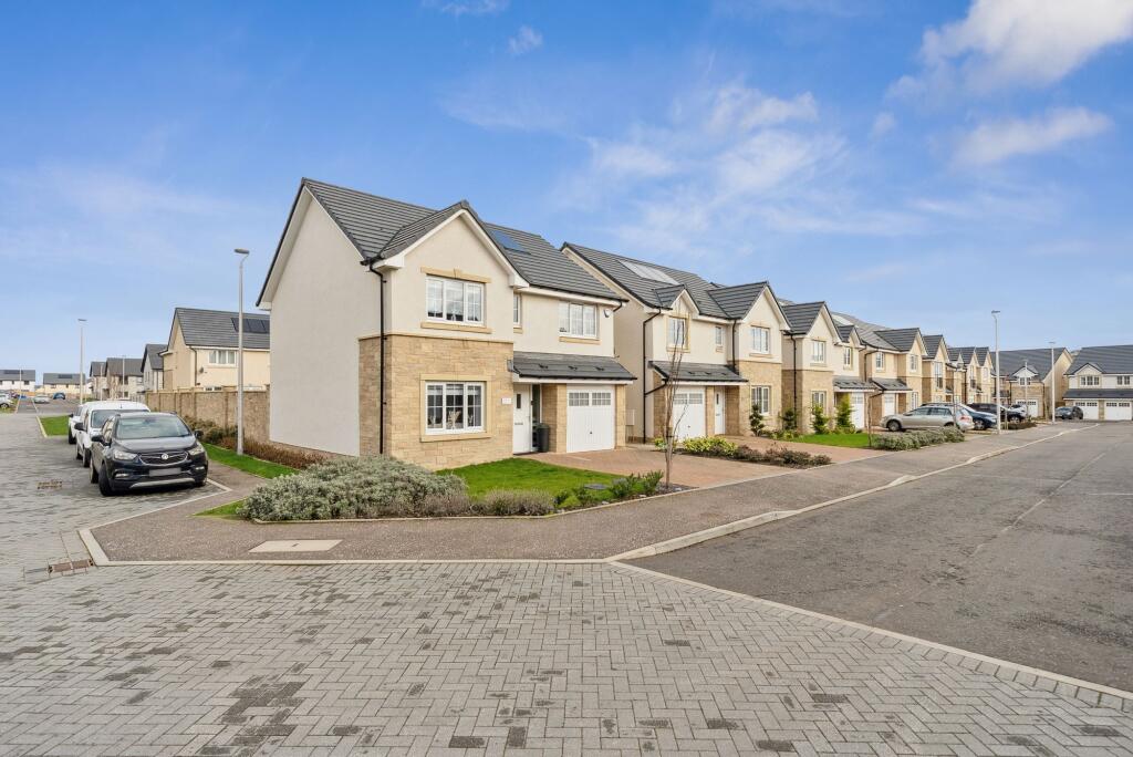 Main image of property: Kinnear Drive, Bonnyrigg, EH19