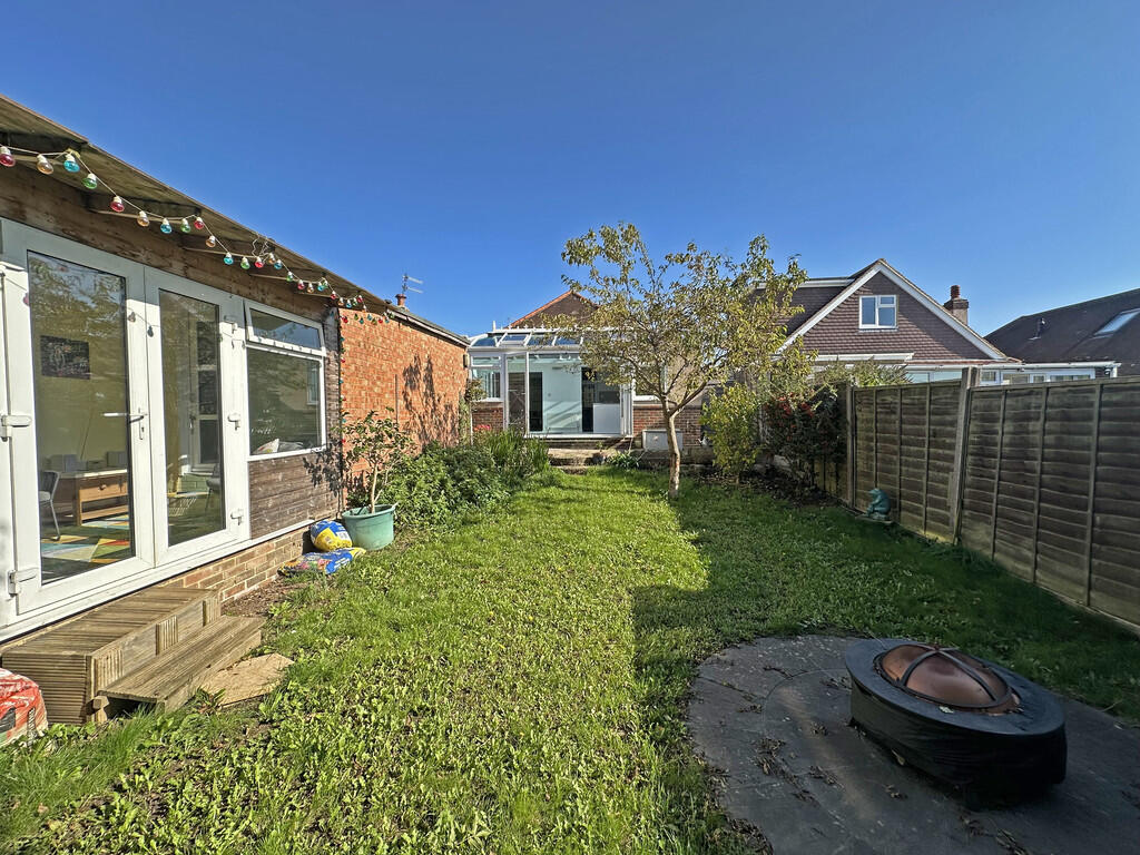 Melrose Avenue, Portslade photo 4