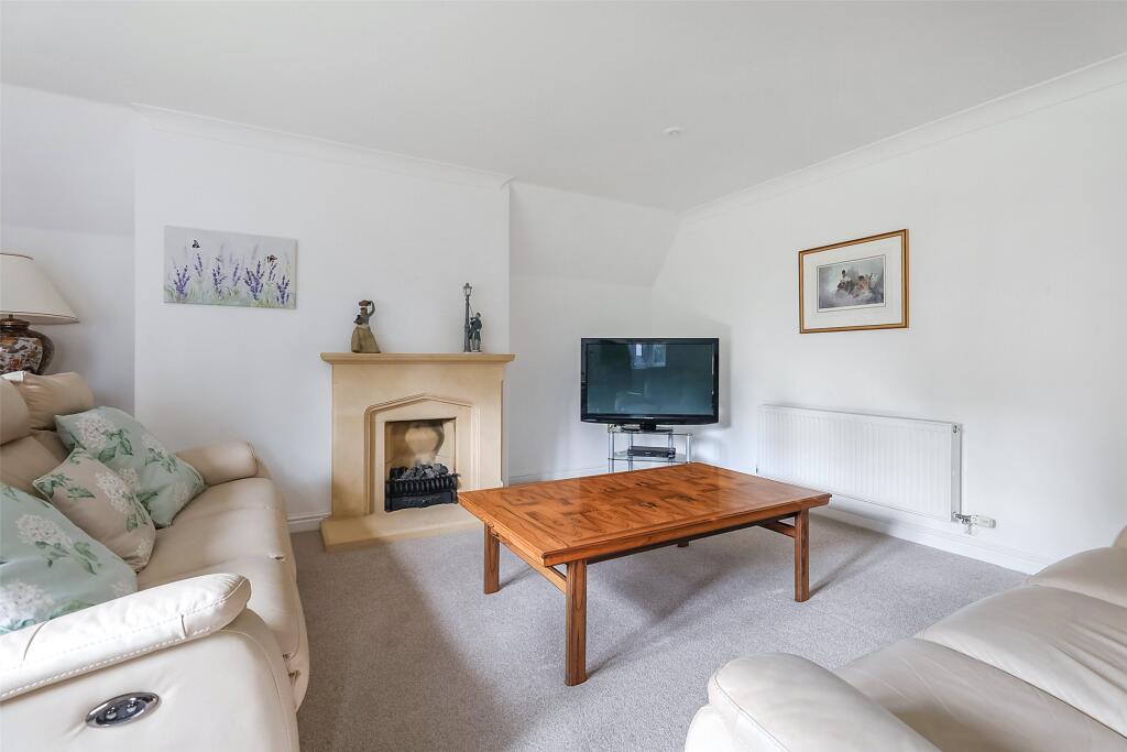 Apartment in Mole Valley, Dorking - View 5